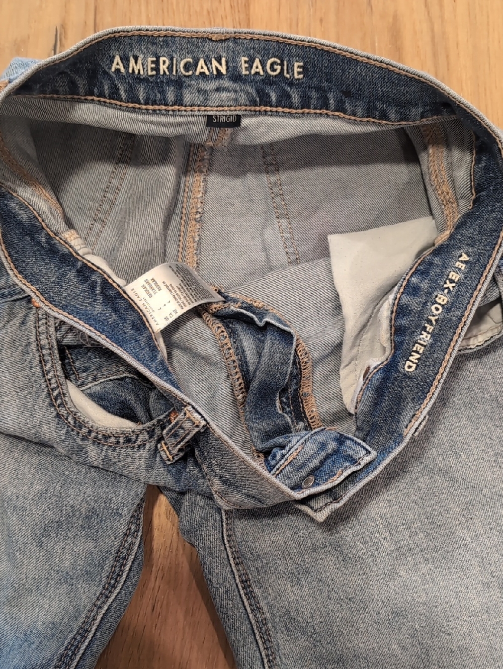 American Eagle Strigid Ex-Boyfriend Jeans - Picture 2 of 3
